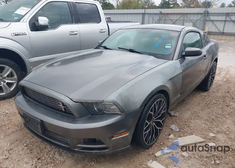 2014 Ford Mustang V6 Premium from USA, damaged, VIN 1ZVBP8AM2E5207582